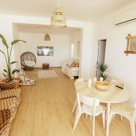 The Penthouse Algarve Ocean View, Praia Da Rocha Apartment
